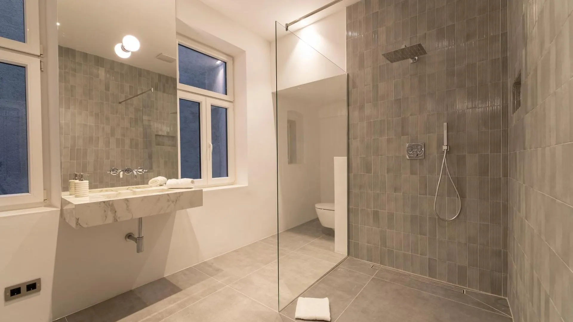 Josef'S Home I Deluxe Suite I Quiet & Central Vienna Apartment