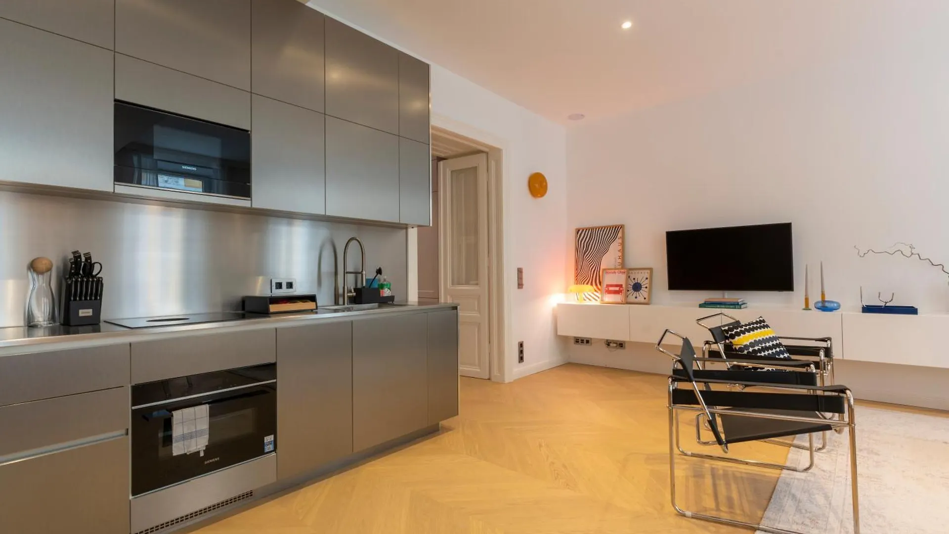 Josef'S Home I Deluxe Suite I Quiet & Central Vienna